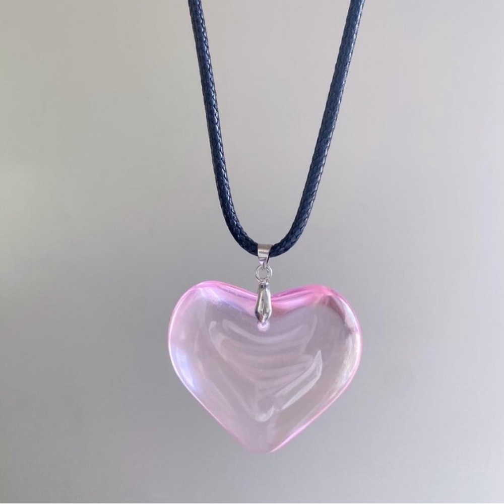 🛍️3/$20🛍️Large Pink Heart Cord Necklace